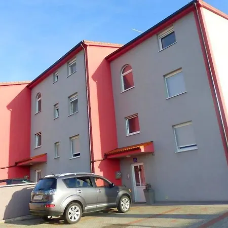 Saric Apartment *