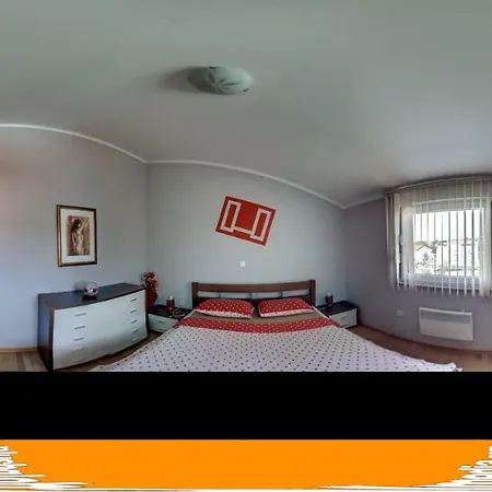 Saric Апартаменты